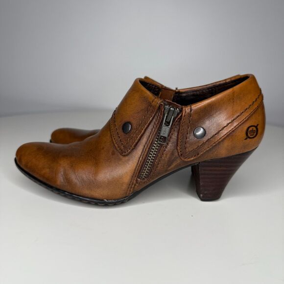 B.O.C. Born “Tanya Marrone” Leather Ankle Booties – Chestnut Brown, Size 7 - Picture 1 of 9
